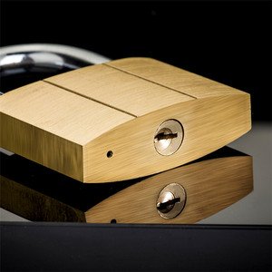 Candado de Latón de Doble Línea de Alta Seguridad, Muestra Disponible, Candado de Seguridad con Copia Genérica, Excelente para Fines de Seguridad - Product Image 3