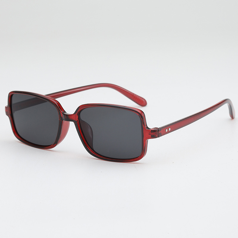 Wine red / black