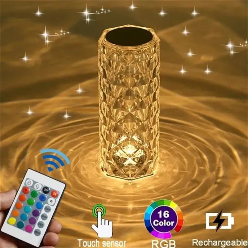 Vente en gros de nouvelle lampe de table rechargeable en cristal acrylique brillant avec effet d'ombre rose lampe de table de luxe pour chambre à coucher et salon