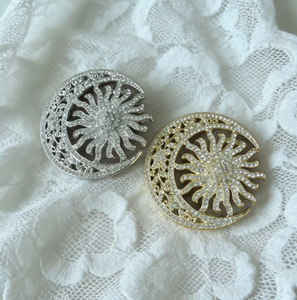 Mother's Day Gift Sunflower Flower Brooch Pins High-end Gold Plated Alloy <b>Wedding</b> Engagement Party <b>Accessories</b> - Product Image 1