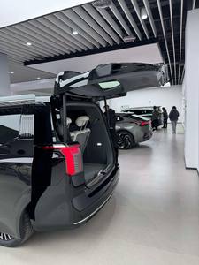 Geely Zeekr 009 Chinese New Energy Geely Zeekr 009 Mid Large MPV 7 Seat Pure Electric Mpv Long Battery Dual Motor EV Car Auto - Product Image 5