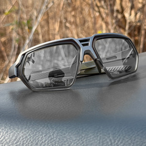 Gafas de Pesca Polarizadas UV400 con Lentes TAC y Marco de PC, Antideslumbrantes, para Deportes al Aire Libre, Pesca, Ciclismo, Conducción, Unisex, Negras - Product Image 2