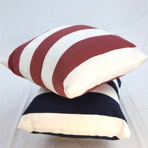 Cojín de respaldo suave e ignífugo para uso en interiores y exteriores, 45x45, con rayas blancas y rojas, resistente al agua - Product Image 2