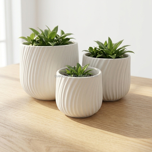 Jardinières en fibre de verre de style moderne Direct Factor, prix abordable, pots de fleurs décoratifs - Product Image 1