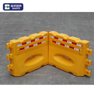 Baoye HDPE barriera di sicurezza stradale in plastica per traffico stradale giallo produttore di barriere stradali - Product Image 4