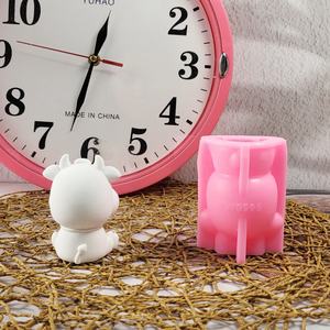 Moules de coulée en résine faits à la main pour bricolage ornements décoratifs Ins Style moules à vache en silicone W0596 - Product Image 3