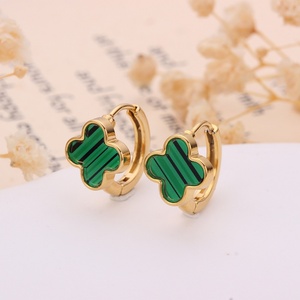 Vente en gros de boucles d'oreilles en acier inoxydable de qualité supérieure, vente chaude, créoles plaquées or avec zircon, nouveaux produits tendance pour les occasions de cadeaux - Product Image 4