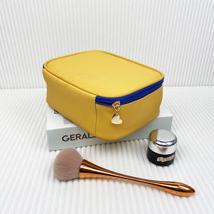 Mattel Pu cuero personalizado viaje maquillaje cosméticos bolsa lona cremallera bolsa moda poliéster almacenamiento bolsas carta - Product Image 6