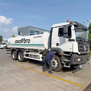 Camion-citerne à eau Shacman 18CBM Diesel 6x4 avec pompe pour la lutte contre la poussière - Product Image 1