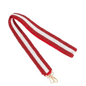 Sangle en toile rayée rouge et blanche avec crochets métalliques dorés, accessoire de poignée de sac tendance - Product Image 1