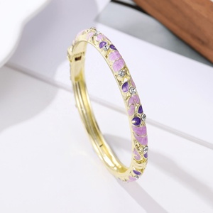 Bracelets à charnière en émail cloisonné multicolore avec strass à petits points plaqués or et cristaux, bijoux en gros pour femmes - Product Image 3
