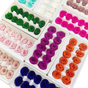 Têtes de roses éternelles préservées longue durée, 10/12 pièces, pour arrangements floraux de mariage et matériaux de bricolage – Approvisionnement direct usine - Product Image 2