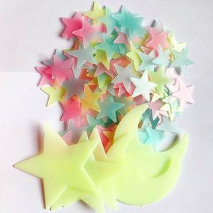 Pegatinas 3D Fluorescentes de Estrellas y Luna Baratas para Bolsas OPP, Brillan en la Oscuridad y son Populares - Product Image 1