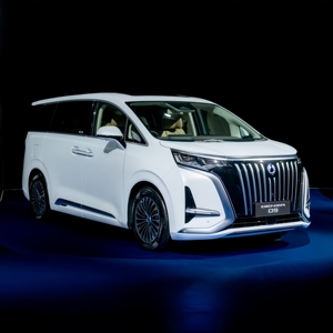 รถยนต์ใหม่เอี่ยม พวงมาลัยขวา BYD Denza D9 รถอเนกประสงค์ขนาดใหญ่ 7 ที่นั่ง ระบบไฟฟ้าล้วน ระยะทางวิ่งไกลขึ้น พร้อมระบบ God's Eye 5.0 - Product Image 3