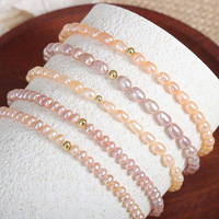 Bracelet Alien pour Femme en Perles d'Eau Douce Naturelles Délicates Superposées Grade AA Forme Riz, Palette de Couleurs, Perles Petites Extensibles