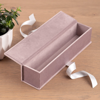 Boîte à vin personnalisée de couleur lilas violet, boîte cadeau en velours pliable de luxe avec ruban argenté pour mariage, anniversaire