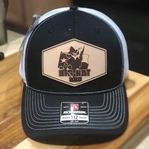Casquette snapback de style Richardson 112 de haute qualité, personnalisable avec logo, noire unie, type trucker - Product Image 4