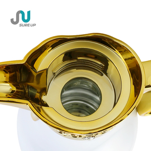 Nouvelle <span class=keywords><strong>tendance</strong></span> garder l'eau chaude <span class=keywords><strong>café</strong></span> arabe théière fiole à vide avec couvercle doré de luxe thermos sous vide avec doublure en verre intérieur - Product Image 4