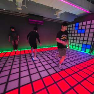 30x30cm Pixel Grid Hot Trending Products Team Building <span class=keywords><strong>Escape</strong></span> Active Interactive Dance Game <span class=keywords><strong>Room</strong></span> Arena Activar Game Led Floor - Product Image 3