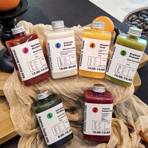 ขวดเครื่องดื่มแบบใช้แล้วทิ้งทรงเหลี่ยม ขนาด 350 มล./500 มล. สำหรับน้ำผลไม้ ผัก พร้อมฝาเกลียว วัสดุ PET ใส ใช้สำหรับนม ชา กาแฟ - Product Image 4