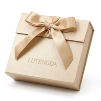 Boîte cosmétique de luxe en carton rigide pliable avec logo personnalisé, fermeture à ruban magnétique