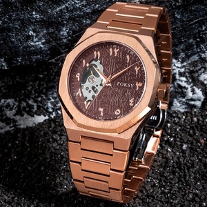 Reloj de Lujo al por Mayor OEM con Números Arábigos Azules, Reloj de Pulsera Mecánico Automático para Hombre con Correa de Silicona para Marca Privada - Product Image 4