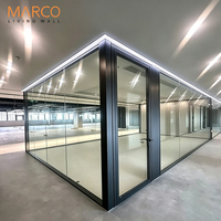 Cloison vitrée panoramique entièrement fermée, séparateur de pièce à vue dégagée pour bureau commercial ou plan de travail ouvert