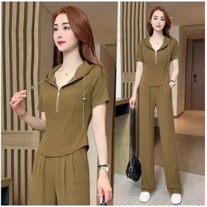 Women's Fashionable Sportswear Set Short Sleeve Wide Leg Pants Casual Two Piece Summer 2025 Zipper Design Slimming Elegant - Product Image 4