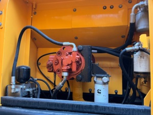 รถขุดตีนตะขาบ Hyundai 220LC-9S มือสอง ราคาถูก ของแท้ ผลิตในเกาหลี สภาพดีเยี่ยม - Product Image 6