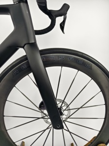 Vélo de course sur route en carbone Twitter 2025 LightWeight Wireless R18 avec frein hydraulique complet, <span class=keywords><strong>Ultegra</strong></span> R8170 Di2 et roues en carbone - Product Image 3