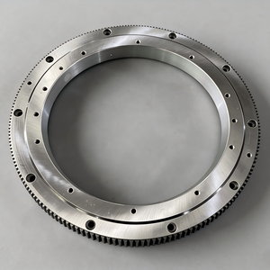 111.30.900 ตลับลูกปืนแบบลูกกลิ้งไขว้ฟันนอก สำหรับเครื่องจักรประสิทธิภาพสูง - Product Image 1