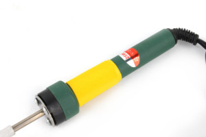 Soldador Eléctrico con Mango de Plástico y Calentamiento Interno 841025 - Product Image 1