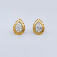 Orecchini a perno Whisper Fashion Halo a goccia con taglio a pera in oro giallo 18K con diamanti coltivati in laboratorio, orecchini a lobo piatti, orecchini in oro