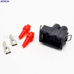 ขั้วต่อไฟฟ้าแบบกันน้ำ 2 ขา ตัวเมีย รุ่น 357 951 772 17346-000-000 วัสดุ PA66 สำหรับรถยนต์ ปลั๊กสำหรับรถยนต์ VW Passat B5 Skoda Santana <span class=keywords><strong>Lavida</strong></span> - Product Image 5