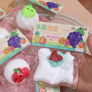 Figurines créatives et mignonnes en forme de fruits et de céréales, décorations DIY pour micro-paysages, accessoires pour petits sacs, artisanat en résine - Product Image 4