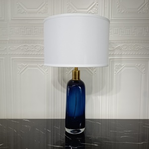 Lámpara de Mesa Creativa de Lujo, Lámpara Artística de Cristal Azul para Botella de Vino, Lámparas de Cristal de Diseño, <span class=keywords><strong>Bar</strong></span> de Hotel, Mesita de Noche, Lámpara de Tela - Product Image 4