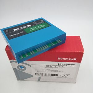 Contrôleur de Combustion et d'Allumage Original en Stock R7847A1025 RM7890B1030 RM7800L1087 RM7838C1012 R8001M4150 - Product Image 1