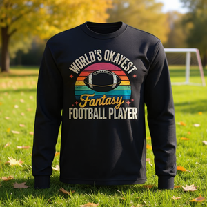 Camiseta de manga larga para el jugador de fútbol de fantasía más normal del mundo - Product Image 3