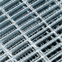 Grille de drainage de piscine en acier inoxydable avec services de cintrage et de découpe, qualité construction, en stock