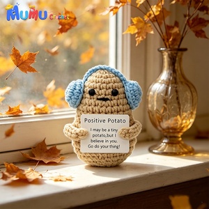 Audífonos de ganchillo hechos a mano personalizados al por mayor, con diseño de patata azul, de <span class=keywords><strong>boca</strong></span> plana, juguete de apoyo emocional, suministro a granel para regalos. - Product Image 5