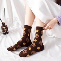 Vente en gros de chaussettes de sport mignonnes à motifs de dessins animés pour femmes, chaussettes en coton fantaisie à motifs animaliers, chaussettes décontractées à la mode pour filles