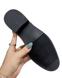 Bottes courtes rétro style western pour femme, nouvelle collection automne-hiver, avec fermeture éclair, boucle plate et talon compensé intérieur épais - Product Image 6