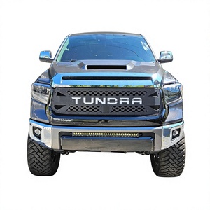 Toyota Tundra 1794 Edition CrewMax 4x4 d'occasion 2021, sans réserve, moteur V8 5,7 litres, plusieurs modifications, provenance sud des États-Unis - Product Image 1