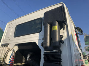 Camion tracteur d'occasion Sinotruk Euro2 Diesel 6X4 à direction à gauche HOWO 10 roues avec capacité de charge de 21-30T, 371 ch, caméra arrière 360° - Product Image 5