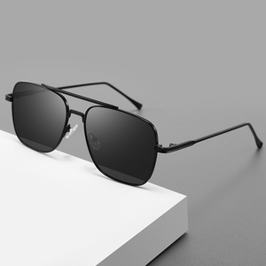 Lunettes de soleil de luxe à monture métallique, verres PC UV400, carrées, unisexes, mode, protection solaire, pour voyage et conduite - Product Image 2