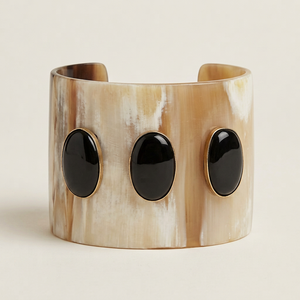 Brazalete de Cuerno de Vaca con Engaste de Bisel, Joyería Moderna Cristiana para Mujer - Product Image 1