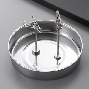 Porta Mosquiteros Magnético, Cenicero Redondo de Escritorio con Clip para Uso en Interiores y Exteriores - Product Image 1