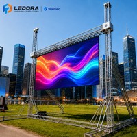 جدار فيديو LED معياري لشركات تأجير معدات الصوت والفيديو ومقاولي الفعاليات مع ترتيب مسرحي متعدد الاستخدامات، ومناسب لمشاريع الفعاليات المتنقلة