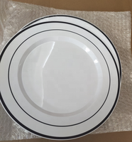 Ensemble de vaisselle jetable écologique en PS pour fête, assiettes en plastique blanches avec anneau doré pour mariage, couverts inclus, disponible en blanc doré