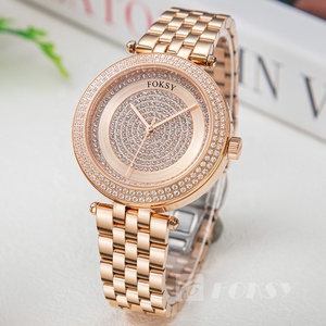 Mode dames montres-bracelets en cristal de haute qualité robe or diamant luxe en acier inoxydable <span class=keywords><strong>femme</strong></span> montres à quartz logo personnalisé - Product Image 1